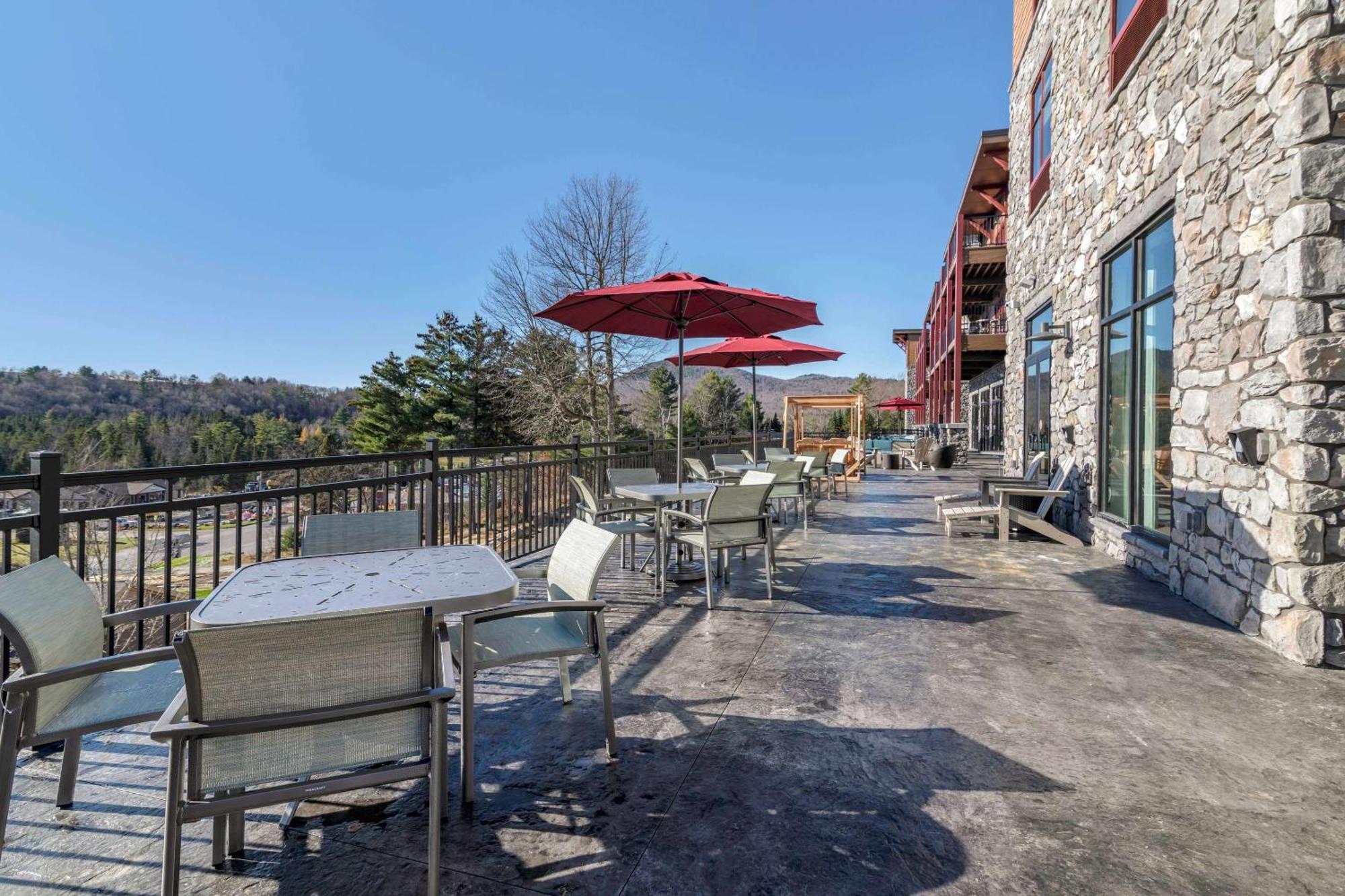 Cambria Hotel Lake Placid - Lakeside Resort Экстерьер фото