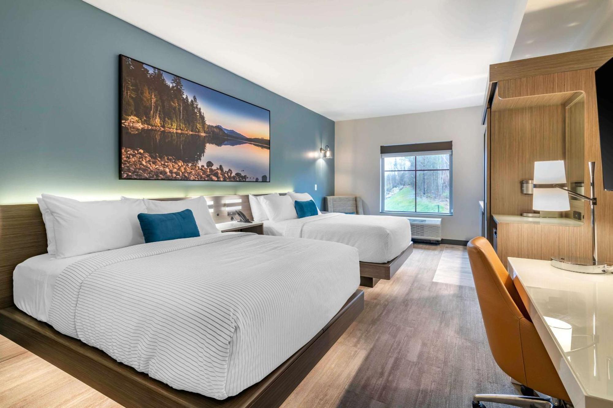 Cambria Hotel Lake Placid - Lakeside Resort Экстерьер фото